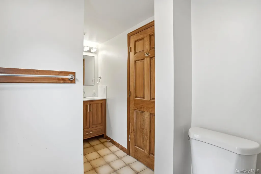 194 Smith Street Poughkeepsie NY 12601