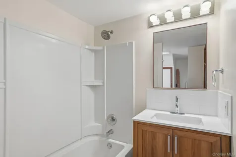 194 Smith Street Poughkeepsie NY 12601