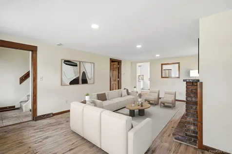 194 Smith Street Poughkeepsie NY 12601
