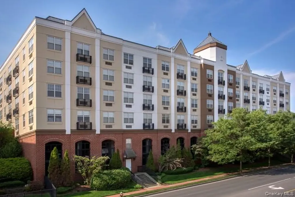 100 Glen Street Glen Cove NY 11542