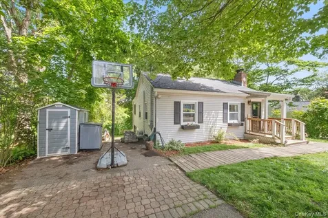 46 Argyle Street Lake Peekskill NY 10537
