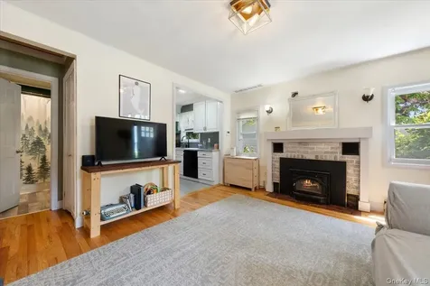 46 Argyle Street Lake Peekskill NY 10537