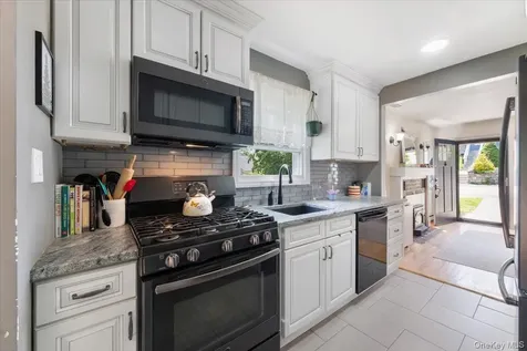 46 Argyle Street Lake Peekskill NY 10537
