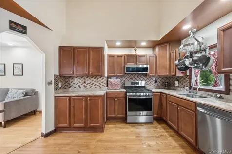 118 Hewitt Street Lake Peekskill NY 10537
