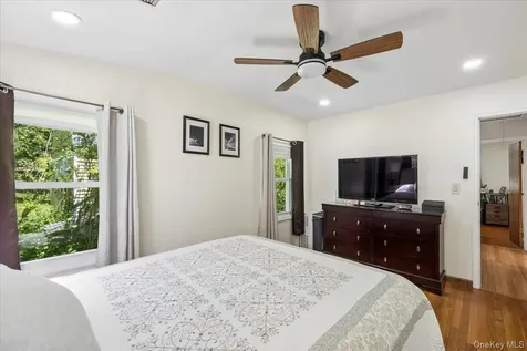 118 Hewitt Street Lake Peekskill NY 10537