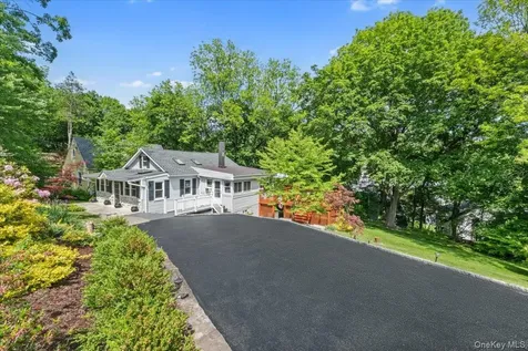 118 Hewitt Street Lake Peekskill NY 10537