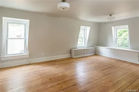 174 Parkview Avenue Bronxville NY 10708