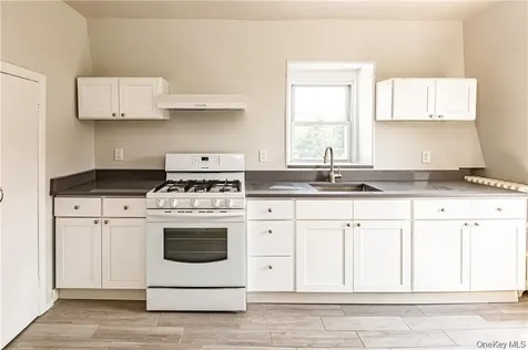 174 Parkview Avenue Bronxville NY 10708