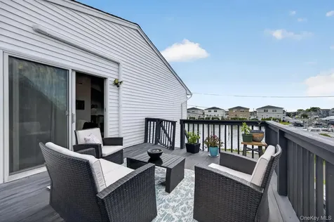 2862 Island Channel Road Seaford NY 11783