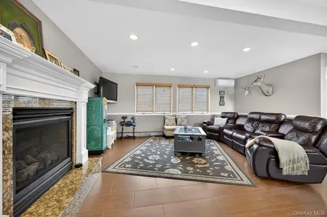 2862 Island Channel Road Seaford NY 11783