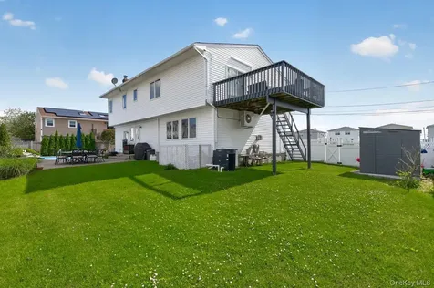 2862 Island Channel Road Seaford NY 11783
