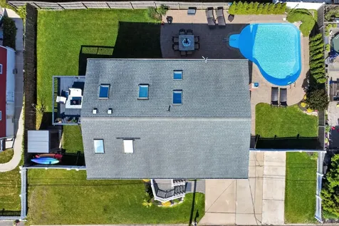 2862 Island Channel Road Seaford NY 11783