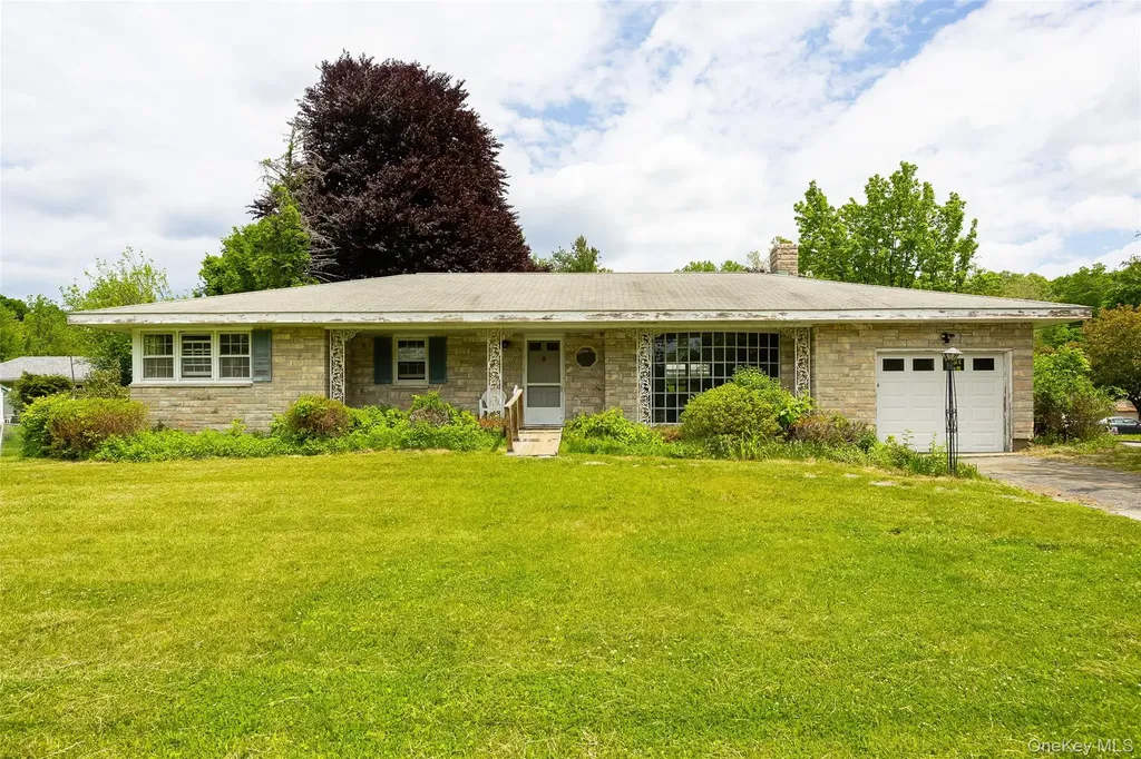 21 Violet Drive Beacon NY 12508