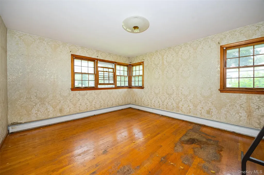 21 Violet Drive Beacon NY 12508
