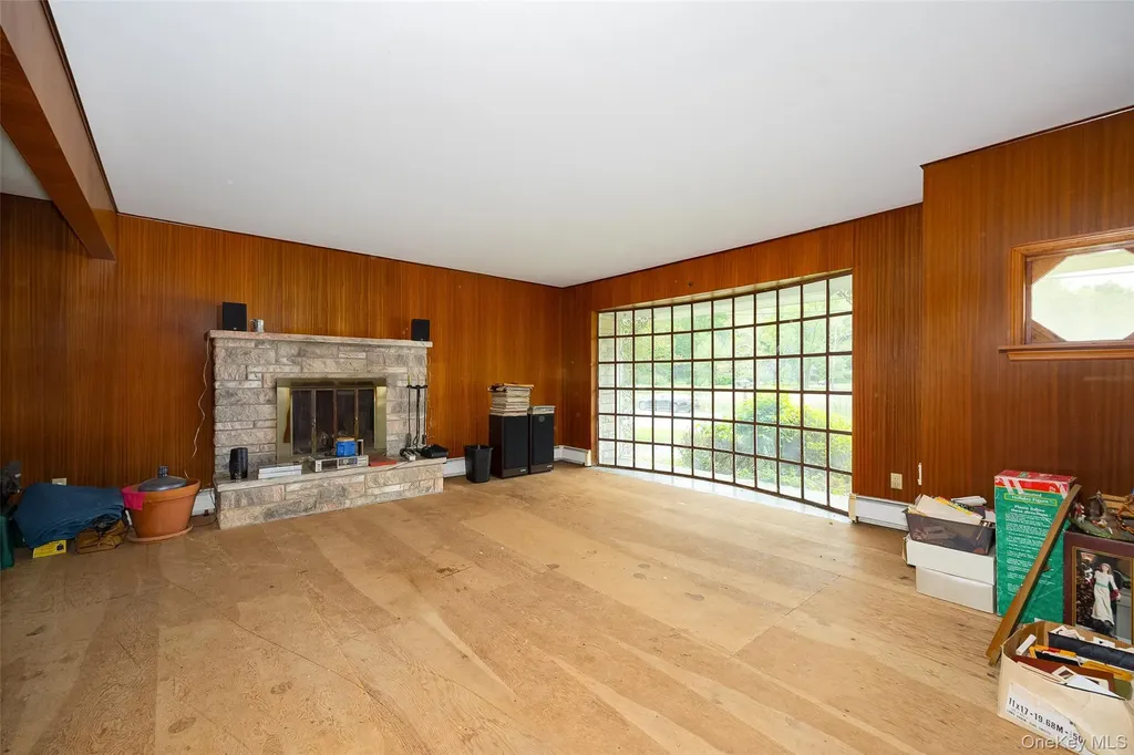 21 Violet Drive Beacon NY 12508