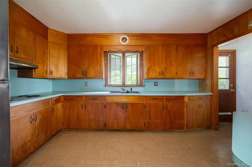 21 Violet Drive Beacon NY 12508