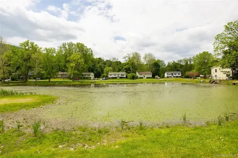 21 Violet Drive Beacon NY 12508