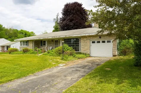 21 Violet Drive Beacon NY 12508