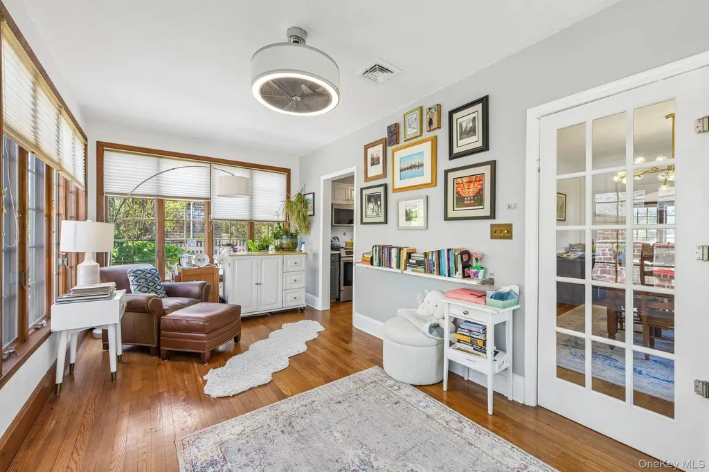 60 Croyden Road Mineola NY 11501