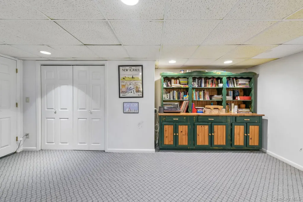 60 Croyden Road Mineola NY 11501