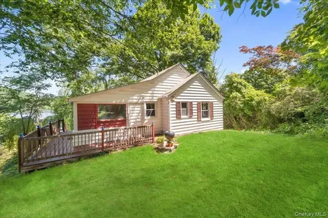 184 Lake Drive Lake Peekskill NY 10537