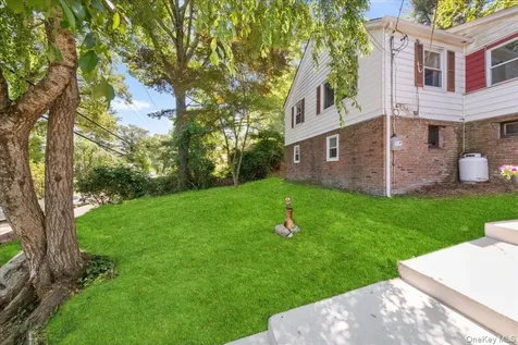 184 Lake Drive Lake Peekskill NY 10537