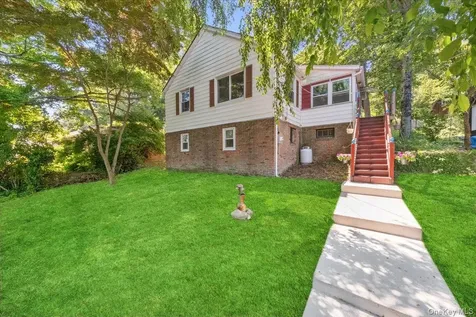 184 Lake Drive Lake Peekskill NY 10537