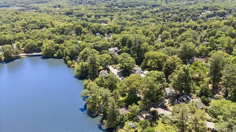 184 Lake Drive Lake Peekskill NY 10537
