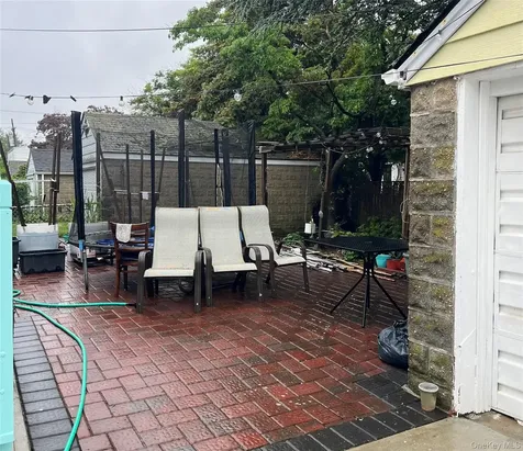 8622 251st Street Bellerose NY 11426