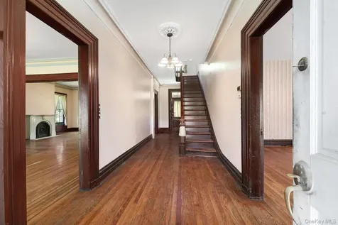 206 Greycourt Road Chester NY 10918