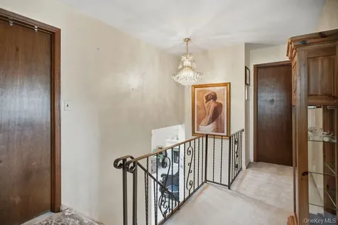 48 Lawrence Avenue Holbrook NY 11741