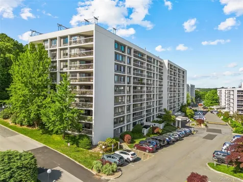 300 High Point Drive Hartsdale NY 10530