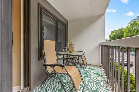 300 High Point Drive Hartsdale NY 10530