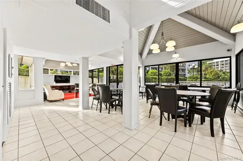 300 High Point Drive Hartsdale NY 10530