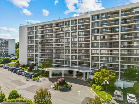 300 High Point Drive Hartsdale NY 10530