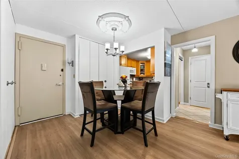 300 High Point Drive Hartsdale NY 10530