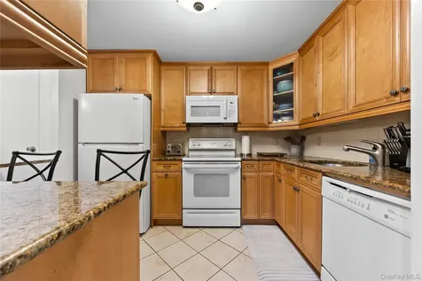300 High Point Drive Hartsdale NY 10530