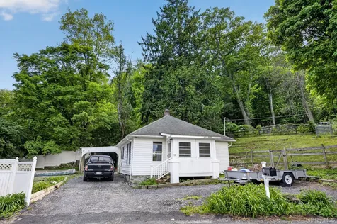 11 Richardsville Road Carmel NY 10512