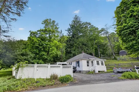 11 Richardsville Road Carmel NY 10512