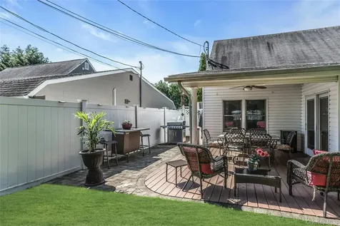 259 Willowood Drive Wantagh NY 11793