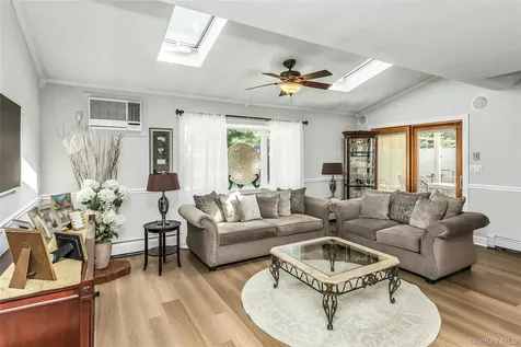 259 Willowood Drive Wantagh NY 11793