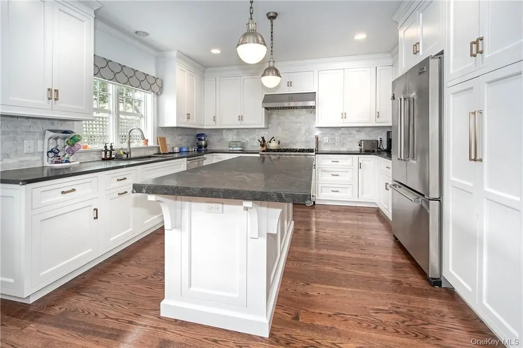 18 Elmwood Avenue Rye NY 10580