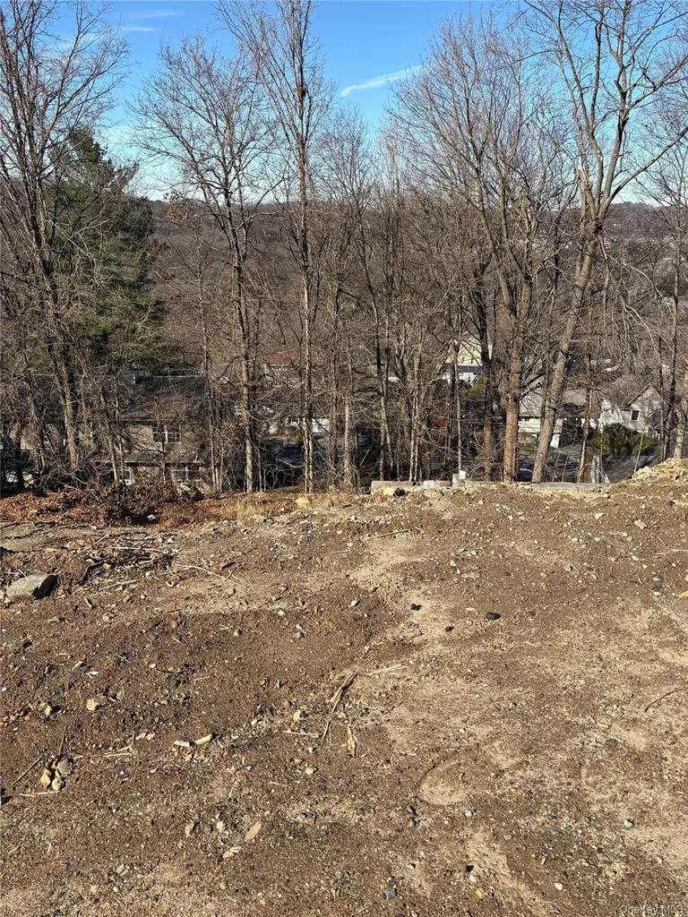 775 Linda Avenue Thornwood NY 10594