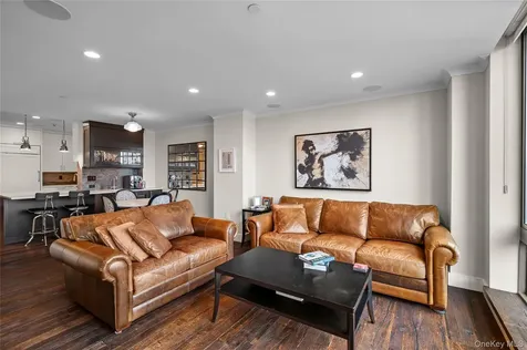 10 City Place White Plains NY 10601