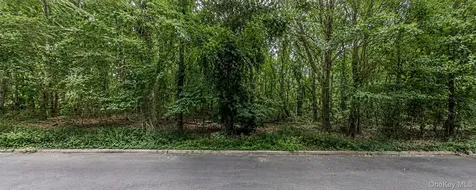 7 Nicole Court Manorville NY 11949