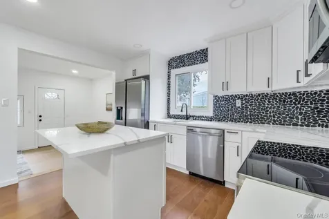 20 Howard Street Hicksville NY 11801