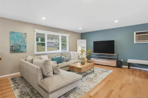 22 Kendell Drive Wappingers Falls NY 12590
