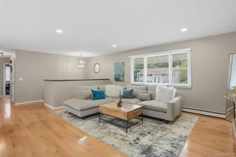 22 Kendell Drive Wappingers Falls NY 12590