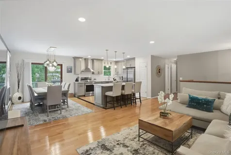 22 Kendell Drive Wappingers Falls NY 12590