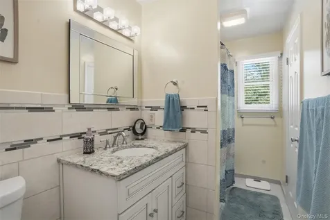 22 Kendell Drive Wappingers Falls NY 12590